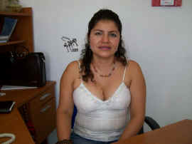 090823_nancyjimenez.JPG (144621 bytes)