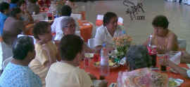 090827_abuelas.jpg (121445 bytes)