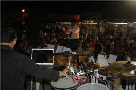 090820_Orquesta de Cignahuapan3.jpg (56743 bytes)